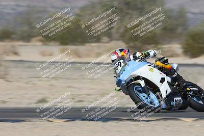 media/Nov-01-2025-CVMA (Sat) [[fc0f7531b8]]/Race 7-Formula Twins-Formula 40 UL/